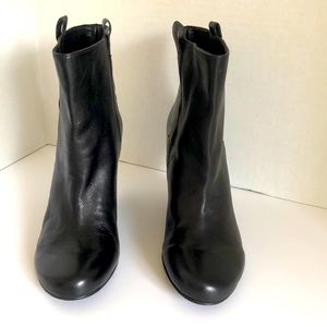 Vince Camuto Wedge Bottie